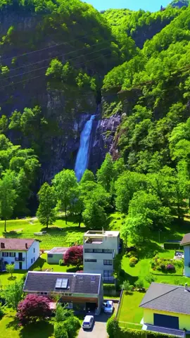 #naturalezahermosa #naturalezaincreible #paisajes_hermosos #paisajeshermosos #paisajesnaturales #cascadasmagicas #suiza #switzerland #viraltiktok 