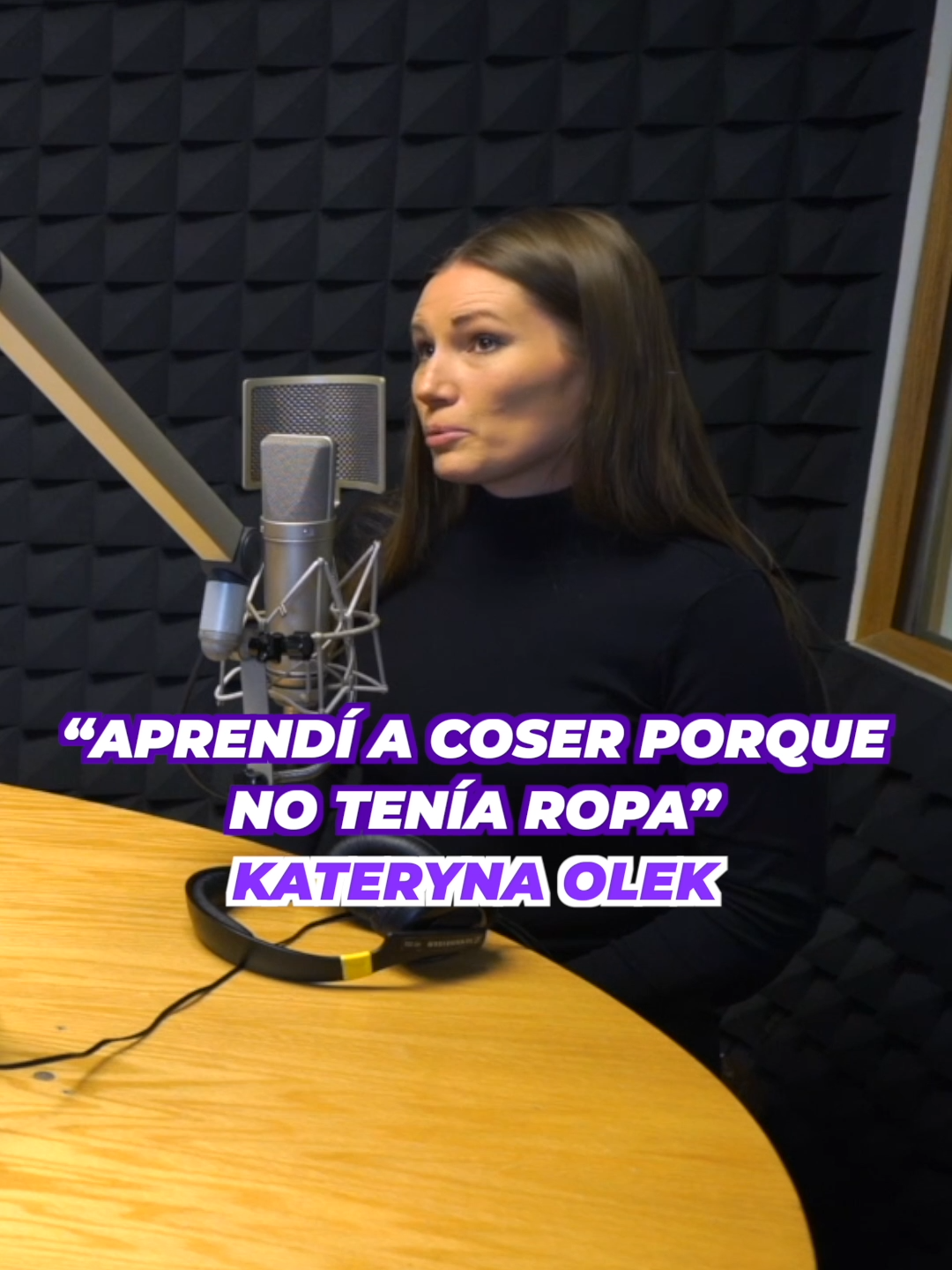 #KaterynaOlek comparte su inspiradora historia: 'Aprendí a coser porque no tenía ropa.' Su pasión y determinación la han llevado lejos en el mundo de la #moda 🥰🥰