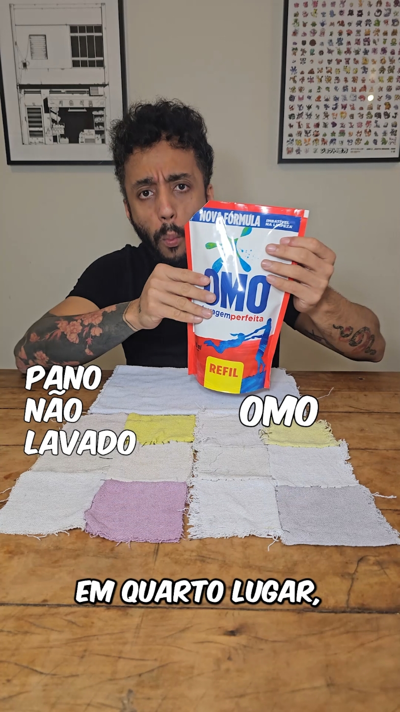 A gente testou todos os sabão líquido do mercado! Tingimos panos iguais de manchas diferentes: mostarda, vinho, café, ketchup, terra e chocolate e esses são os resultados que tivemos após lavar cada combinação de manchas com os sabões abaixo: Ares Ariel Brilhante Candura Carrefour Odd Omo Plush Qualitá Surf Tyxan COMPRE NOSSAS CAMISETAS! https://mont.ink/ceia-clandestina Quer vir numa ceia clandestina, acesse nosso site e confira os eventos: https://ceiaclandestina.lojavirtualnuvem.com.br/?fbclid=PAAaa9vBvp2R7eYyz2qnVpIgAgoDwUdf0eTf_cG9Ns2iYpfYhCqBqKx7v7VFY Quer ouvir a analise completa em tempo real desse teste cego, acesse nosso podcast: https://open.spotify.com/show/7wp6gG1CU6sGGW99E4XOJk?si=0993d3f6821e446b Quer ajudar a ceia a continuar criando conteudo de alta qualidade? https://apoia.se/ceiaclandestina?utm_source=Explore-da-APOIA-se&utm_medium=Card-de-Campanha Quer comprar os produtos que gostamos ? https://www.amazon.com.br/shop/ceiaclandestina