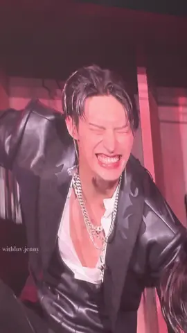 Mingi’s smile is A SMILE I WOULD GO TO WAR FOR 👹🦅🏴‍☠️ #ateez #에이티즈 #ateez_official_ #TowardsTheLight #Will_To_Power #ateezconcert #kpopfyp #mingi #민기ezinARLINGTON #atiny #ateezfyp #fypp #ateezmingi @ATEEZ_Official 
