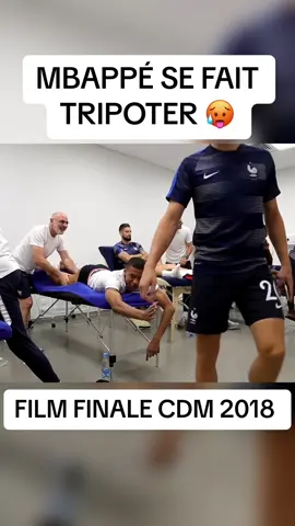 Mbappe se faut tripoter avant la finale #foot #arbitre #pourtoi #psg #cdm2018 