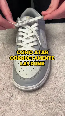 Como atar correctamente las Nike Dunk Seguime para más contenido ℹ️ #lace #nikedunklow #cordones  #shoelaces #tutorial #tutorials  #sneakers #sneaker #zapatillas #shoesaddict #sneakerheads 