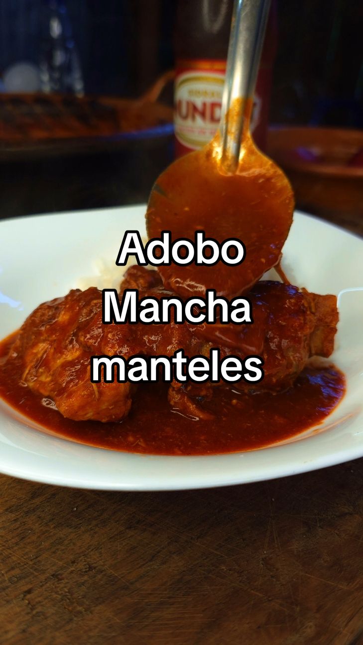 ¡Adobo mancha manteles! Con este delicioso adobo y un vaso refrescante y delicioso de @Sidral Mundet  sabor manzana sorprenderás a todos en casa. #ALaMexicana #Publicidad 