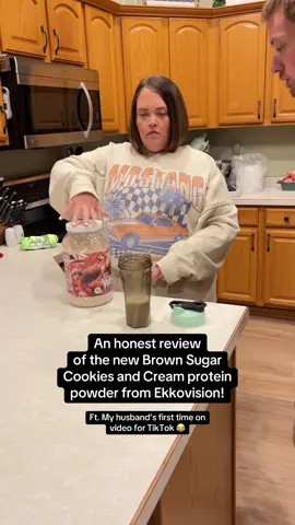 An honest review of the new Brown Sugar Cookies ans Cream Protein Powder from @Ekkovision 👏🏼 we love so many of their products! This one isn’t our fav, but there’s definitely worae cookies and cream powders out there! Also, a bake score is apparently something @Former Fat Guy Fitness does 😂#ekkovisionprotein #ekkovision #proteinpowder #proteinpowderreview #proteinshake #ekkonewarrivalday 