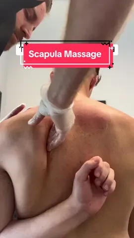 Scapula massage is the best massage 😎 Would you do this? #NYCchiro #GetAdjustedNow #chiropractic #scapularmobility #scapulamassage 