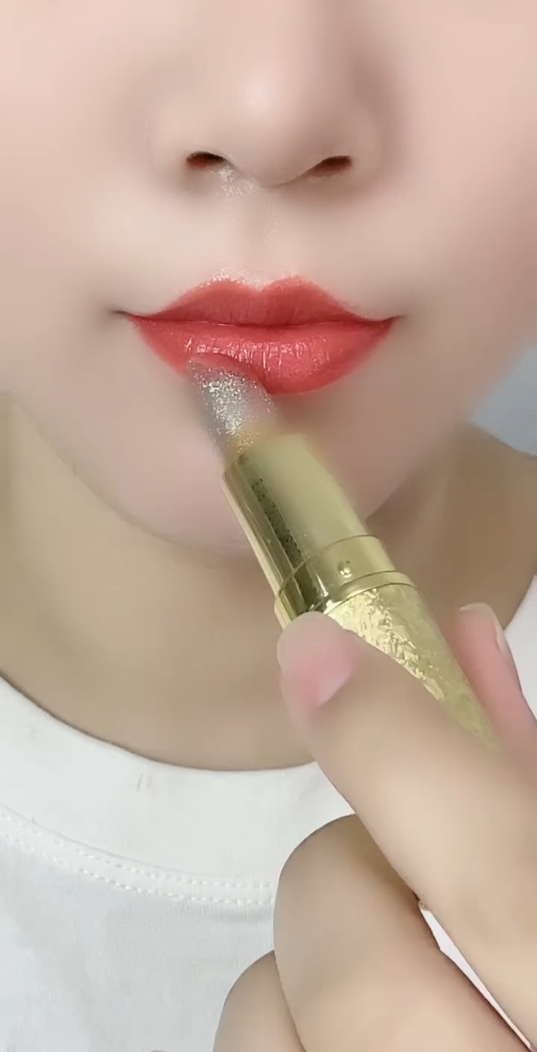 Makeup Tutorial #lipsticktutorial #lipsticklover #trending #foryou #shorts #lipstick #usa #viralvideo #viralvideos #pageforyou 