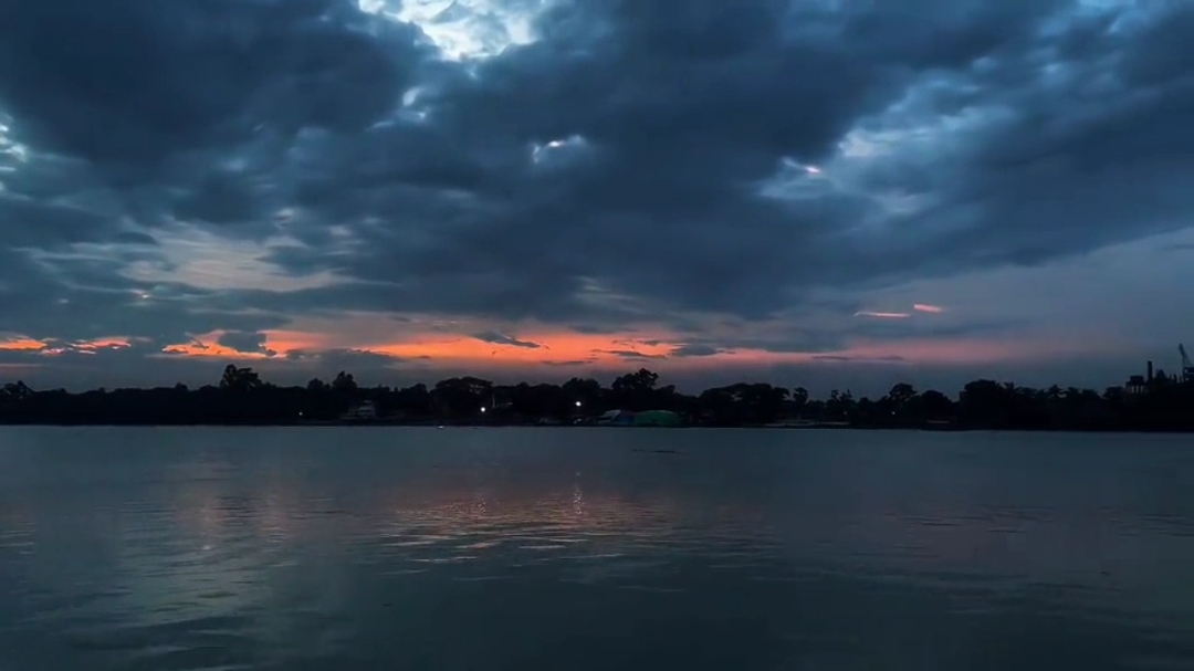 তুমি কি আমার আকাশ হবে #foryou #viraltiktok #viralvideo #Nodi #video #bdtiktokofficial🇧🇩 #প্রকৃতির_সৌন্দর্য🥰 #নদী @TikTok Bangladesh @TikTok 