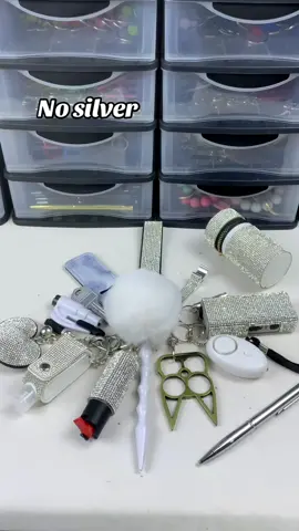 Write down your favorite color ,I will reply you with a video #LINKINBIO #selfdefenseplug🔌 #selfdefenseplug #luckyscoop #selfdefensekeychain #selfdefense #asmr #capsule #capsulescoop #keyringscoop #keyrings #asmrvideo #safetydefensekeychains #scoopasmr #mysteryscoop #mysterybox #keychainscoop #safetyfirst #safetyscoop #ukkeychains #ussmallbusiness #foryou #fyp #tiktokmademebuyit #blue #purple #packageanorderwithme #asmrsounds #asmrpackaging #nailsasmr #safetyessentials #packagingorders #cutepackagingidea #combknife #usa 
