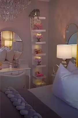 Cantinho para maquiagem só seu❣️ Veja como fazer a organização e a decoração de mesa de maquiagem com muito estilo e elegância. Além disso, o nicho lateral oferece espaço adicional para exibir seus objetos favoritos, garantindo um ambiente que reflete seu estilo único. Transforme seus momentos de cuidado em uma experiência luxuosa com design de interiores deslumbrantes! Saiba mais ! (61)991281272 #arquitetura #interiores #mdp #mesa #penteadeira #espelho #luxo #engenharia #designinspiration 