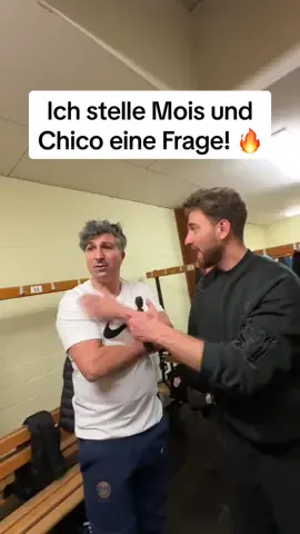 Ich stelle Chiko und Mois eine frage!  @Chico Lottomillionär @zoisdbrown @Zois @Zoisdbrown @Juliuszois @zois @zois@Zoismaximus @Zois D. Jackson 