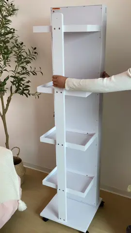 ¡Organiza y exhibe tus joyas con elegancia con nuestro gabinete de joyería con espejo! 💍✨ Práctico y sofisticado para cualquier espacio. #GabineteDeJoyería #Organización #Estilo #Hogar #fyp