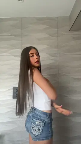 grwm🤍 #fyp #foryou #foryoupage #grwm #makeup #teamwork #OOTD #relatable #famous #viral 