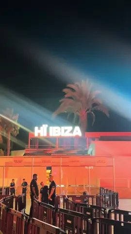 Lets goo @David Guetta @Hï Ibiza 🪩🕺🏼 #ibiza #friday #hiibiza #orginalvideo 