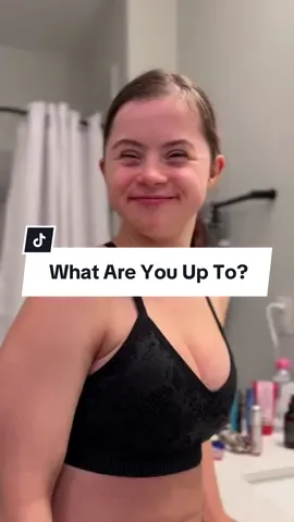 What do you think she was up to? 🤔 #gymgirls #funny #prank #gymhumor #gymcomedy 