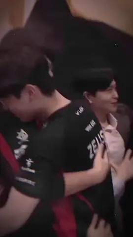 Của ai? #t1 #t1win #oner #zeus #on2eus #zeuscuaoner 