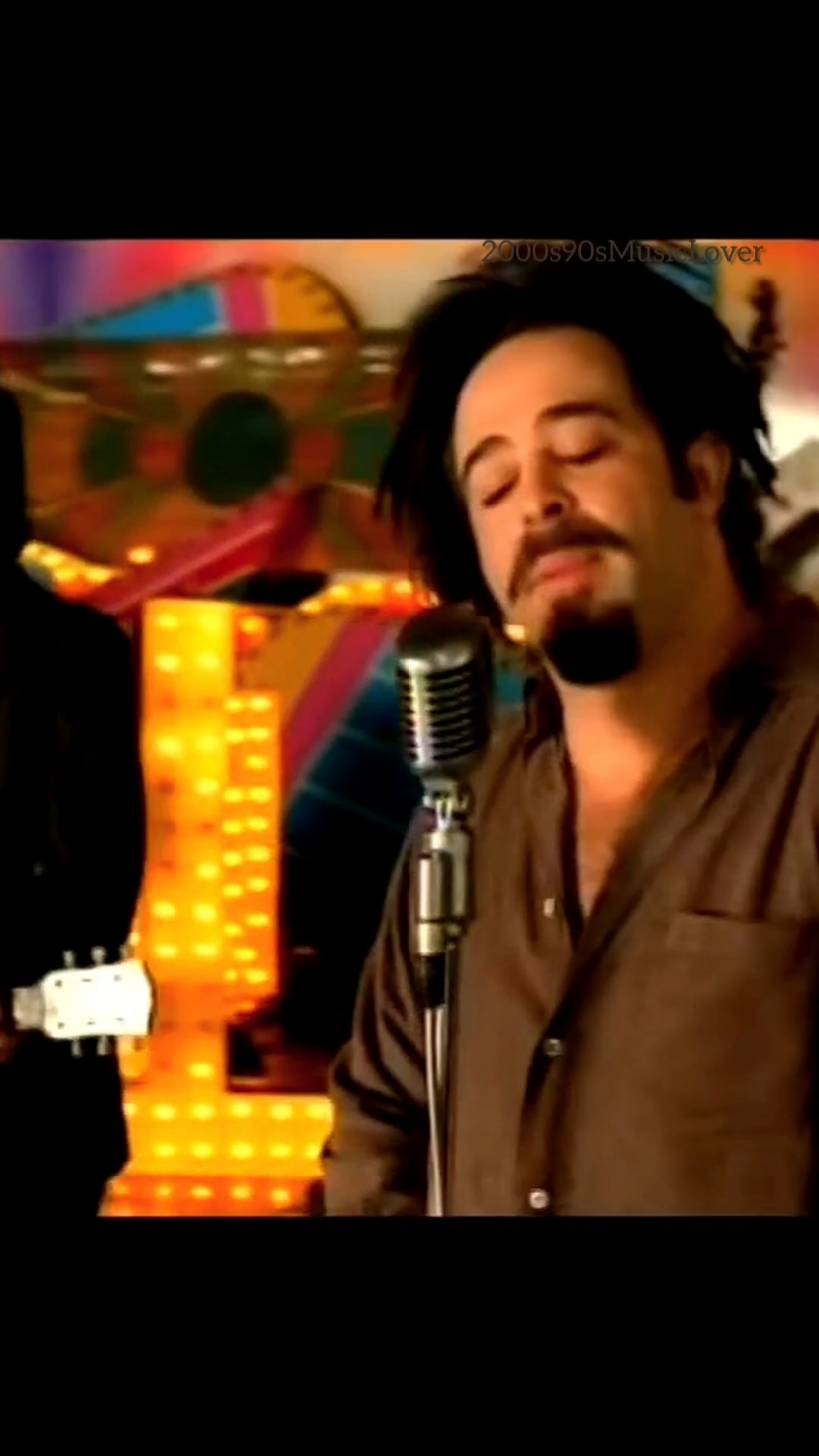 #countingcrows #vanessacarlton  #bigyellowtaxi #big #yellow #taxi  #2002 #2000s #2000sthrowback #2000smusic #music #songs #fyp #fypシ #fypシ゚viral #viral #nostalgia #nostalgic #musicvideo #guitar 