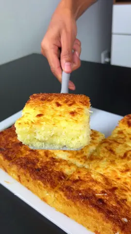 Bolo de mandioca como você nunca comeu é rápido e fica delicioso  #viral #video #foryou #receitas #reels #bolo
