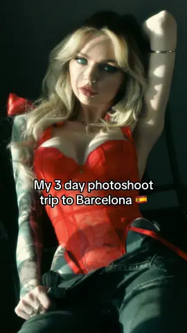 My 3 Day photoshoot trip to Barcelona’s Gothic Quarter in 20 seconds. #barcelona #photoshoot #tattooedgirl #altgirl #goth #elderemo #millennial #gothgirl 