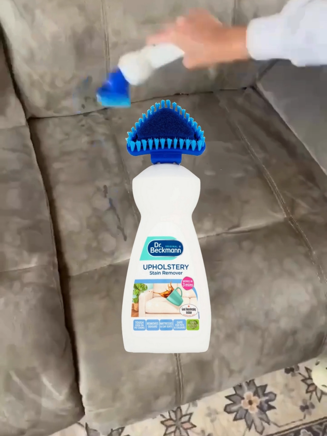 Ever wondered if Dr. Beckmann Upholstery Stain Remover is magic in a bottle? Watch this stain disappear faster than your weekend plans! 🧼✨ #CleanTok #cleaning #cleaningtiktok #drbeckmann #fyp #stainremover