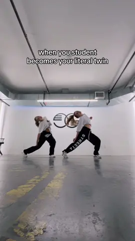 like whos who @Gwendolyn sorel #kellysweeneychoreo @Charli XCX 