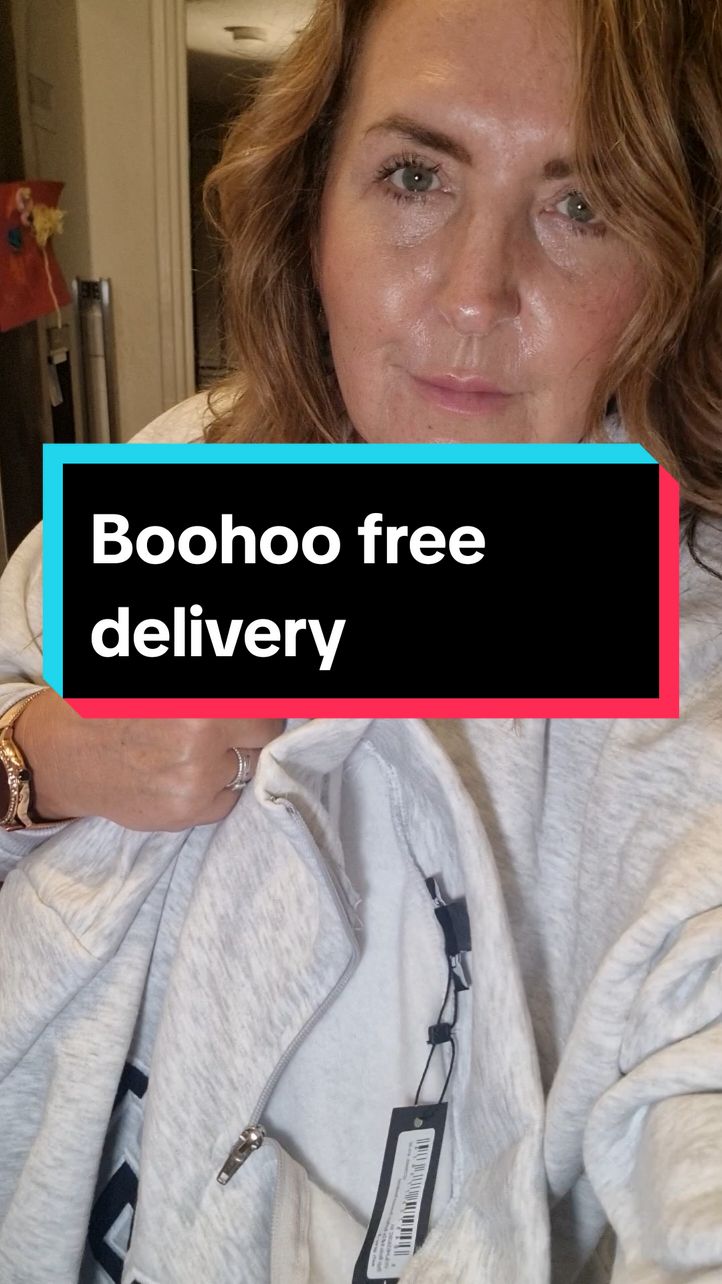 @boohoo #boohoo #dealdrops #TikTokMadeMeBuyIt #sportswear #casualwear #tracksuit #joggers #sweatshirt 