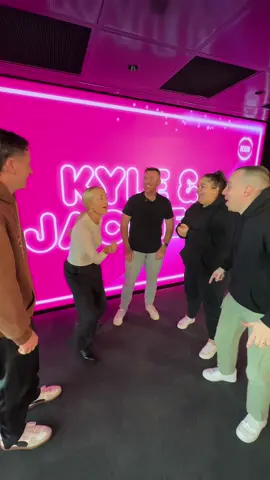 Sorry Intern Pete hahaha #justgivememymoney #kjshow 