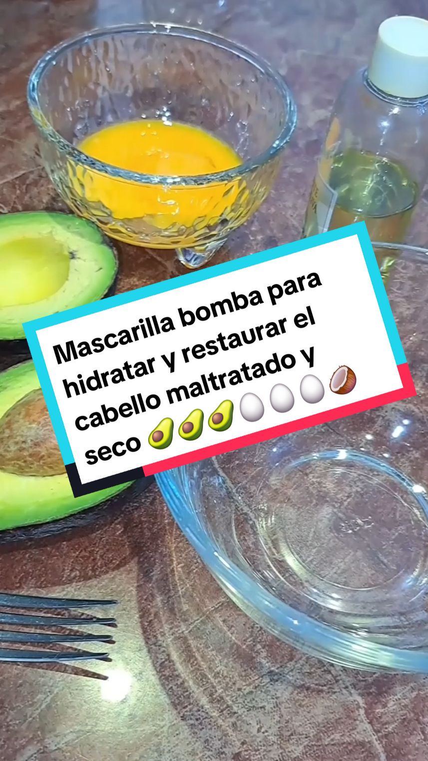 HIDRATA Y RESTAURA TU CABELLO CON ESTA MASCARILLA 🥑🥚🥥 #mascarilla #hidrata #mascarillascaseras #mascarillas #repara #hidratacion #peinadosdianita #peinados #paratii #tips #dyp #updo #girls 