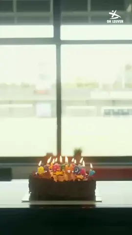 วันเกิดปีนี้แบงค์ไม่ได้อยู่ไทยแต่ก็ไม่ลืมแฟนคลับชาวไทยทุกคนนะคับ22ปีเต็มแล้วนะแบงค์ขอไห้แบงค์มีความสุขมากๆนะทุกคนรักแบงค์มากๆนะคับรู้ไหมสุขสันต์​วันเกิดอีกครั้งนะคับ#bankkkk10​#suphanat21​#ศุภณัฐ​#แบงค์ศุภณัฐ #ศุภณัฐ_เหมือนตา #suphanat10 #ศุภณัฐเหมือนตา⚽💙 #เบอร์21เขาเป๊ะอยู่แล้ว #แบงค์ศุภณัฐเหมือนตา21🏰⚡💙 #แบงค์ศุภณัฏฐ์ #ศุภณัฐเหมือนตา #suphanatmueanta #อวยพรวันเกิด #tiktok​