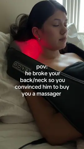 this feel so good! it really gets into that tissue! #neckmassager ##neckmassage#massagetherapy #ba#backmassage