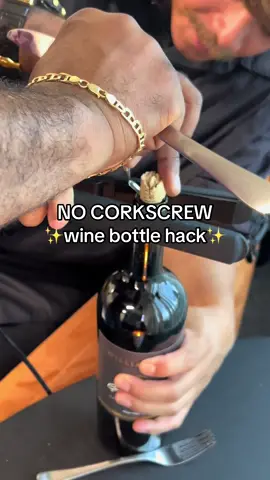 Cant believe this actually worked #fypage #tiktokhacks #hairstraightener #winebottle 