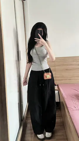 mặc cái này xinh nhắm 😗