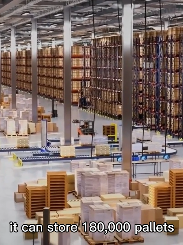 Can you believe that a 12.8-meter high warehouse can accommodate 180,000 pallets of materials?#Automated Storage & Retrieval System (AS/RS)#Automated storage and retrieval system#AS/RS@ @