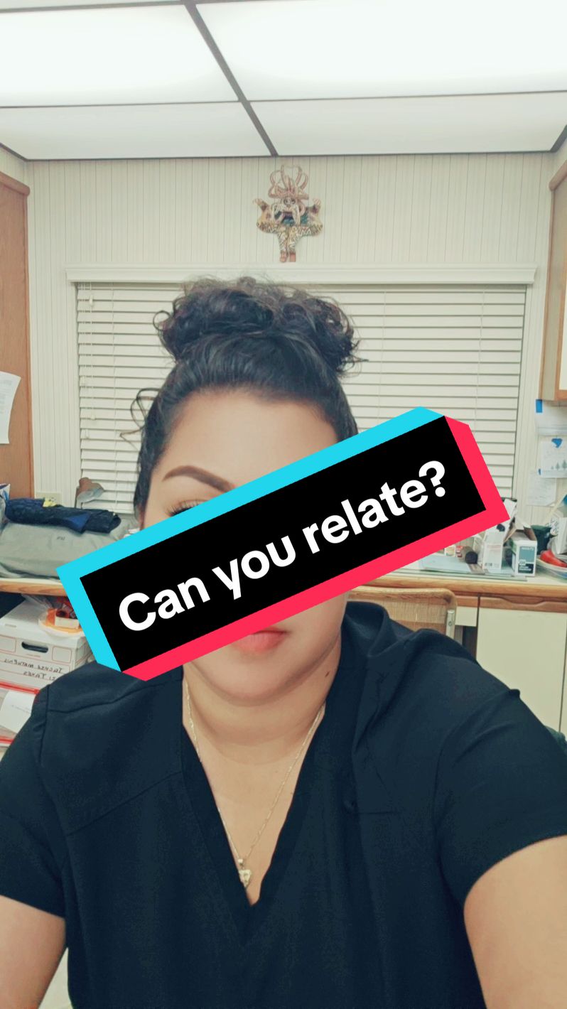 Can you relate or am I alone in this ? #MomsofTikTok #girlsbelike #girltalk #insecure #selfconfidence #creatorsearchinsights #tiktokcreatorsearchhinsightsincentive #workmom 