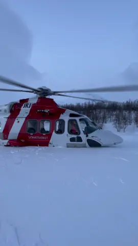 #xyzbca #foryou #viral #sweden #gothenburg #🇸🇪 #rescueswimmer #sverige #helicopter #coastguard #aw139 #rescue #agustawestland #agustawestland139 #Lifestyle #agusta #searchandrescue #rescuehelicopter #3