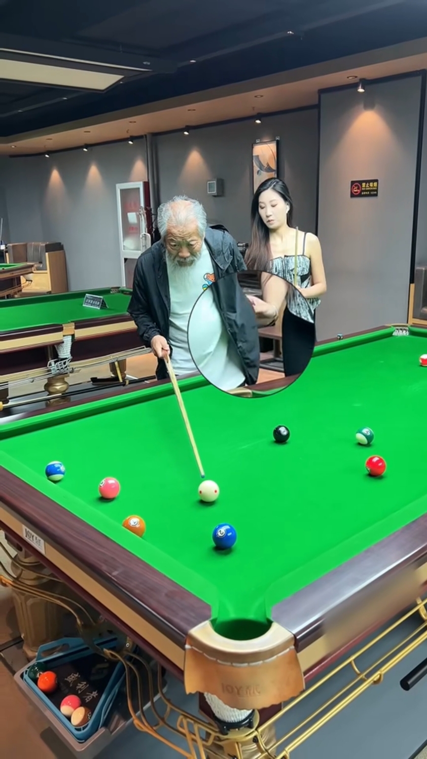 #billiards #funnyvideos 