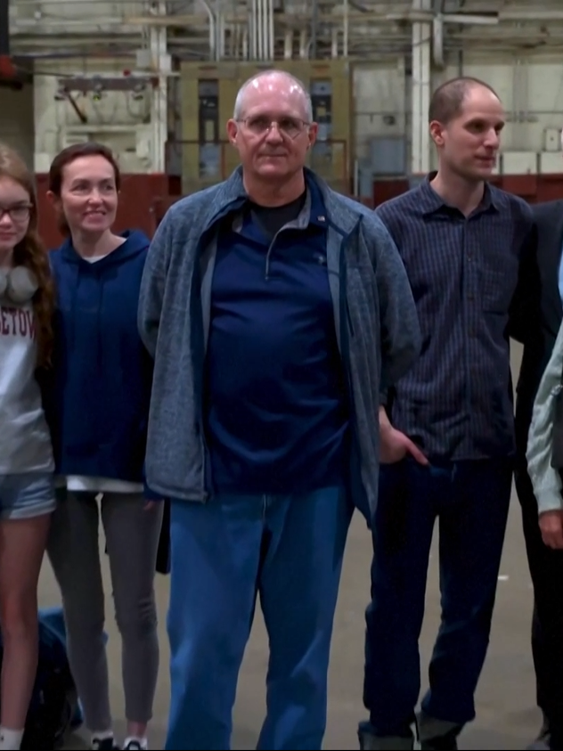 JUST IN: Freed Americans Evan Gershkovich, Paul Whelan and Alsu Kurmasheva arrived at Joint Base San Antonio early Friday morning, officially marking the beginning of their next chapter, free and back home in the U.S. #news #unitedstates #russia