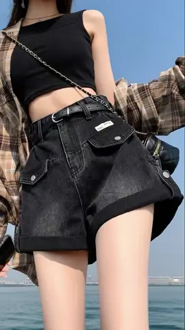 Quần jean gập gấu nắp túi Giá chỉ 75.000₫! #thoitrangnu #conbuôn247 #mỗingàymộtoutfit #thoitrangtiktok #vayxinh #TikTokFashion #setboxinh #setbonuxinh #donuxinh #OOTD #viral #fyp #shopthoitrangvn247 #quanshortnu #shortjeannu #shortjean 