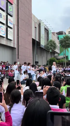 สุดปัง ปัง แบบ ปัง!!!#dice #dice_ontherun #ศิลปินคนโปรด #เซนทรัลสุราษฎร์ธานี #fyp 