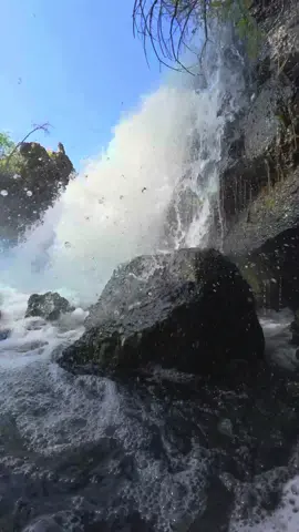 Cooling off under a waterfall in the heart of the high desert, where the refreshing cascade meets the arid beauty of the landscape 😌 #nature #Outdoors #cinematic #calm #slowmotion 