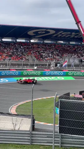 “PIASTRI AND RICCIARDO KISSES THE WALL AT ZANDVOORT CIRCUIT 2023🇳🇱” #oscarpiastri #danielricciardo #crash 