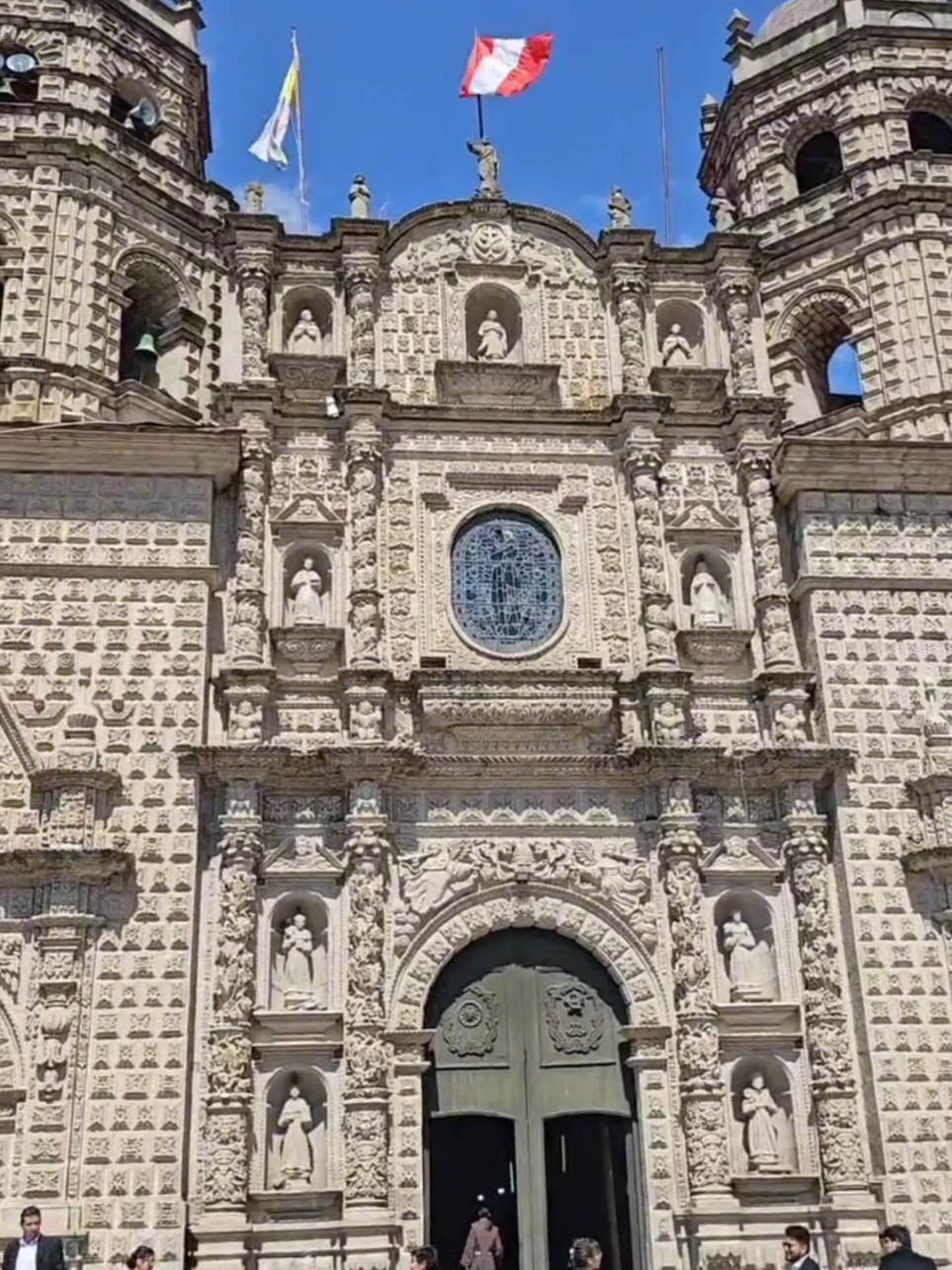 Haciendo Live en la bella ciudad de #CAJAMARCA 🇵🇪 #Peru 😍  #drichcorner #viajes 