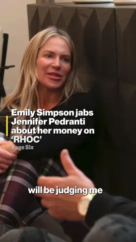 #EmilySimpson jabs #JenniferPedranti about her money on #RHOC. 👀💸