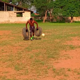 #fypfypfypfypfypfypfypfypfypfypfyp #football #Soccer #ronaldo #messi #futbol #relatable #trendingvideo #viral 
