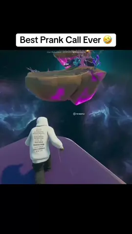 “Calm down Mrs. Fart” 😭🤣 Via: @Brooke and Jeffrey #fortnite #fortnitefunny #prankcall 