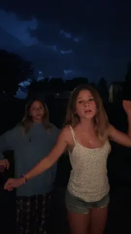 🔥🔥 #dance #sistergoals #dontletthisflop #FORYOU @simone🪩🥳🛍️ 
