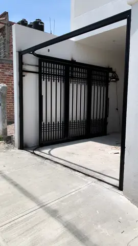 Porton minimalista automatico lateral 😮‍💨😮‍💨👌🏽👌🏽
