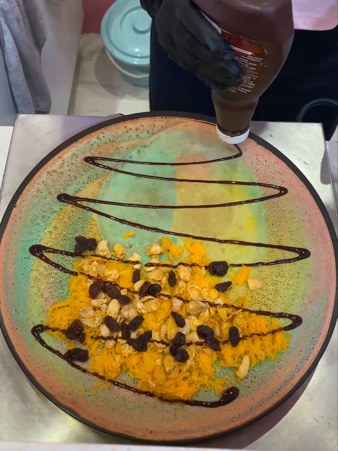 Unique Dessert! Thai Rainbow Crepes in Korean #fyp #viral #foryou #viralvideo #fypシ #viraltiktok #foryoupage #video #fy #tiktok #fypシ゚viral #trending #foryourpage #tik_tok #fypage #yummy #yummyfood #food #Foodie #FoodLover