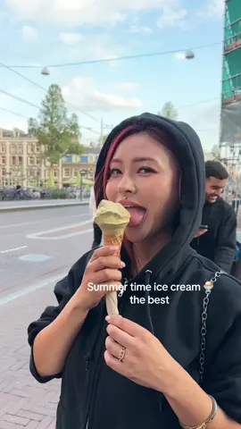🤫🍨😚🤍 #raelilblack 