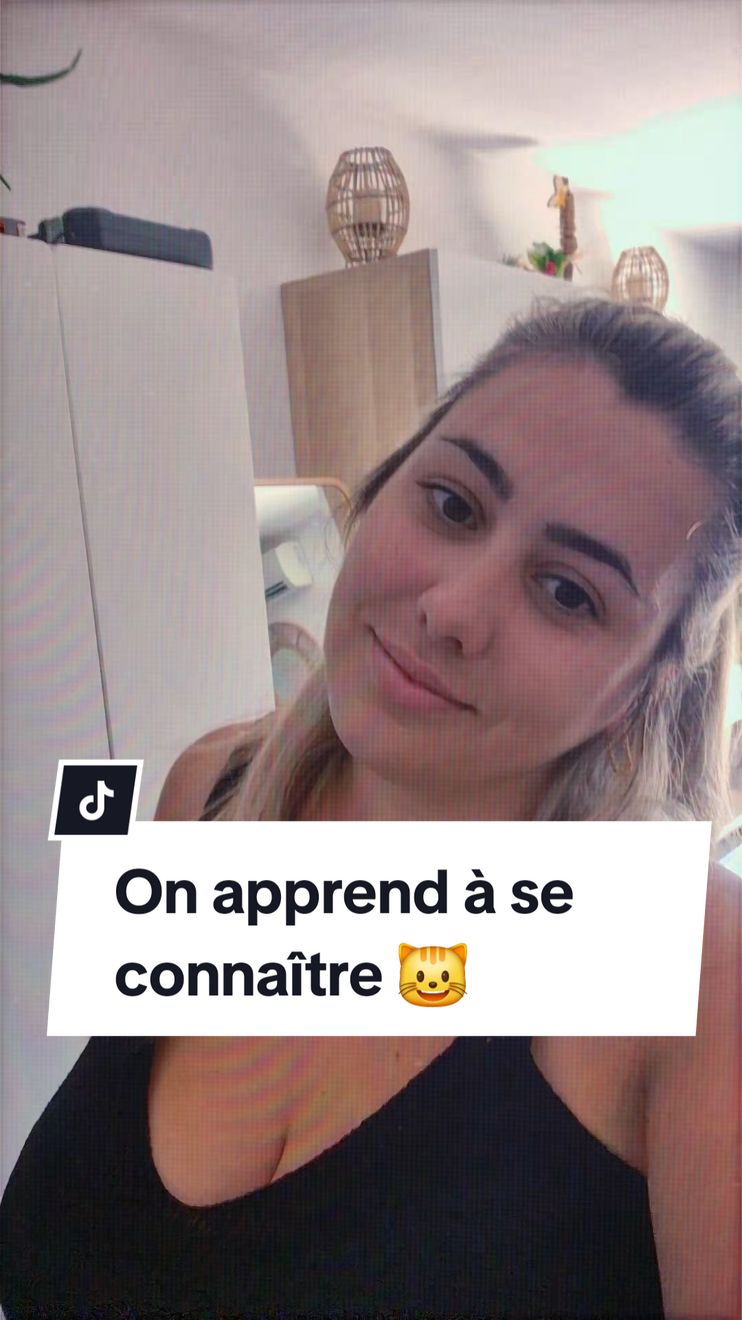 Un petit peu plus d'information sur moi 😺 #jeunemaman #infirmière #MomsofTikTok #mom #bebe #pourvoir #pourvoir #présentation 