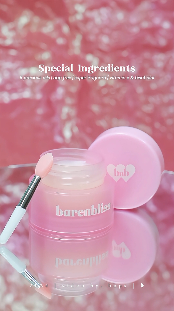 best solution buat yang punya bibir kering dan pecah² ✨👄 butter rush lip mask by @barenbliss_id ampuh untuk menghidrasi bibir, menutrisi dan mencerahkan 💦✨no more dry lips 💧💋 #lipmask #lipcare #liptreatment #barenbliss 